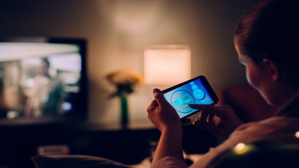 Telewizja czy cyfryzacja: Co zdobywa globalną publiczność?